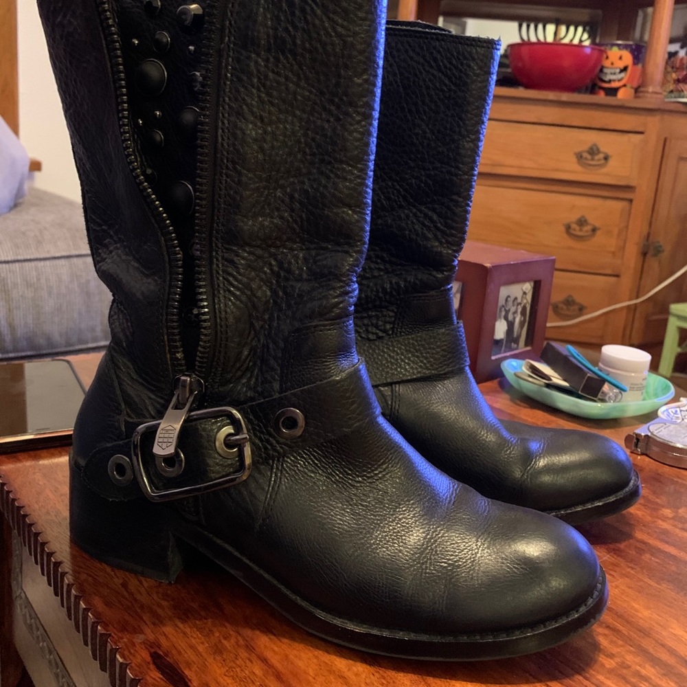Like new, Vince Camuto boots with hidden studs